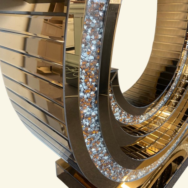 Luxury Rose Gold Mirrored Console Table with Crushed Diamond Curved Base – Modern Entryway Hall Table NZ Luxury Rose Gold Mirrored Console Table with Crushed Diamond Curved Base – Modern Entryway Hall Table NZ