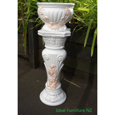 Ceramic flower pot 