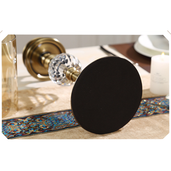 Candle holder