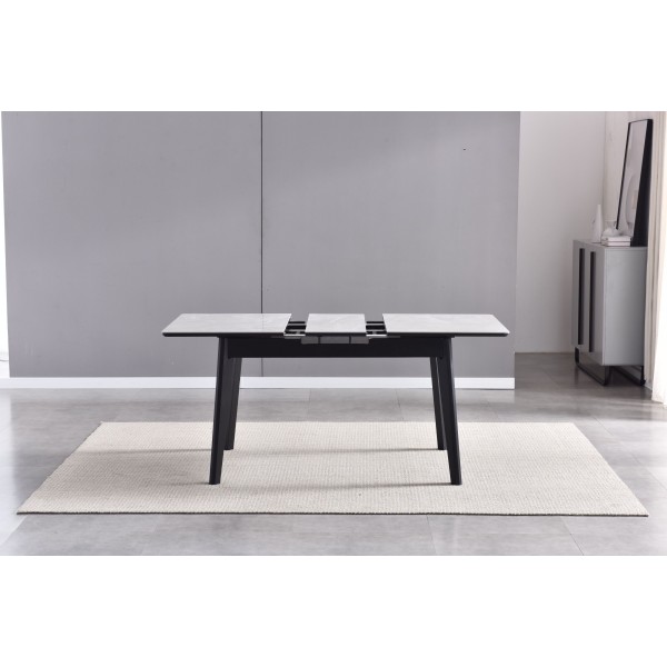 4-6 seater extendable dining table  4-6 seater extendable dining table