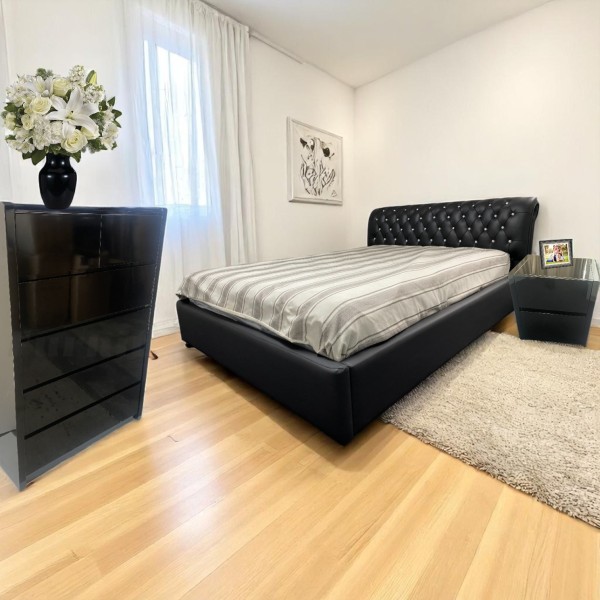 4 Piece Bedroom Set - King Size 