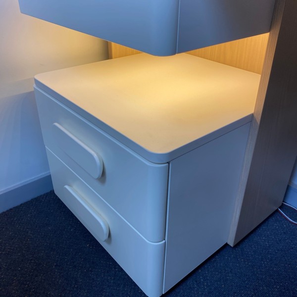Modern Extendable Dressing Table with Touch LED Mirror & 4 Drawers – Cream White | 80–108cm Modern Extendable Dressing Table with Touch LED Mirror & 4 Drawers – Cream White | 80–108cm