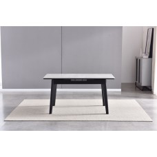 4-6 seater extendable dining table 
